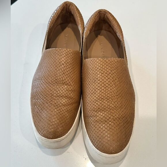 Vince
Warren Snake-Embossed Leather Platform - Picture 2 of 9